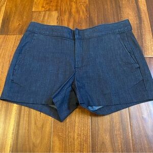 Banana Republic Women's Hampton Fit Dark Blue Chambray Shorts Size 28/6